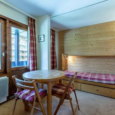 Rénové Avec Balcon à Méribel, Idéal Pour - Fr-1-355-76 Appartamento *